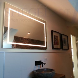 Badspiegel mit LED Beleuchtung Modell 00-25 eckig